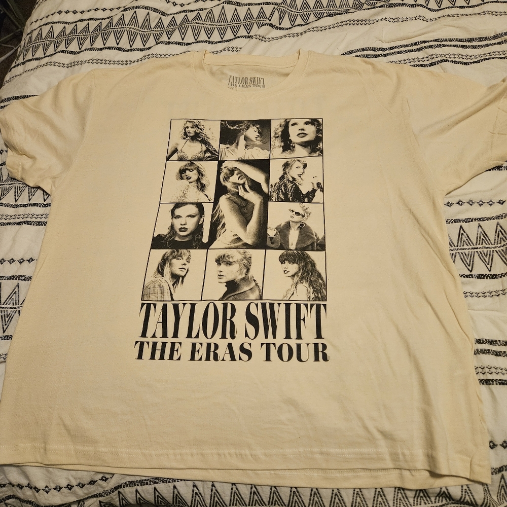 Taylor Swift - Eras Tour Tee